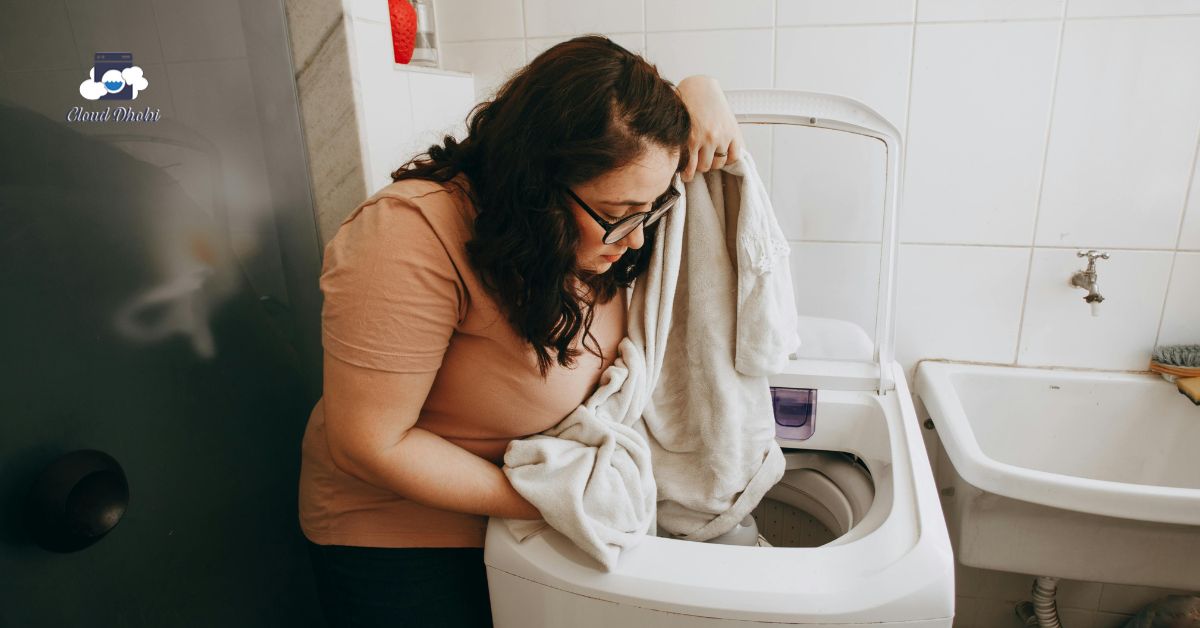 Hidden health risks caused by bacteria and mold inside washing machines