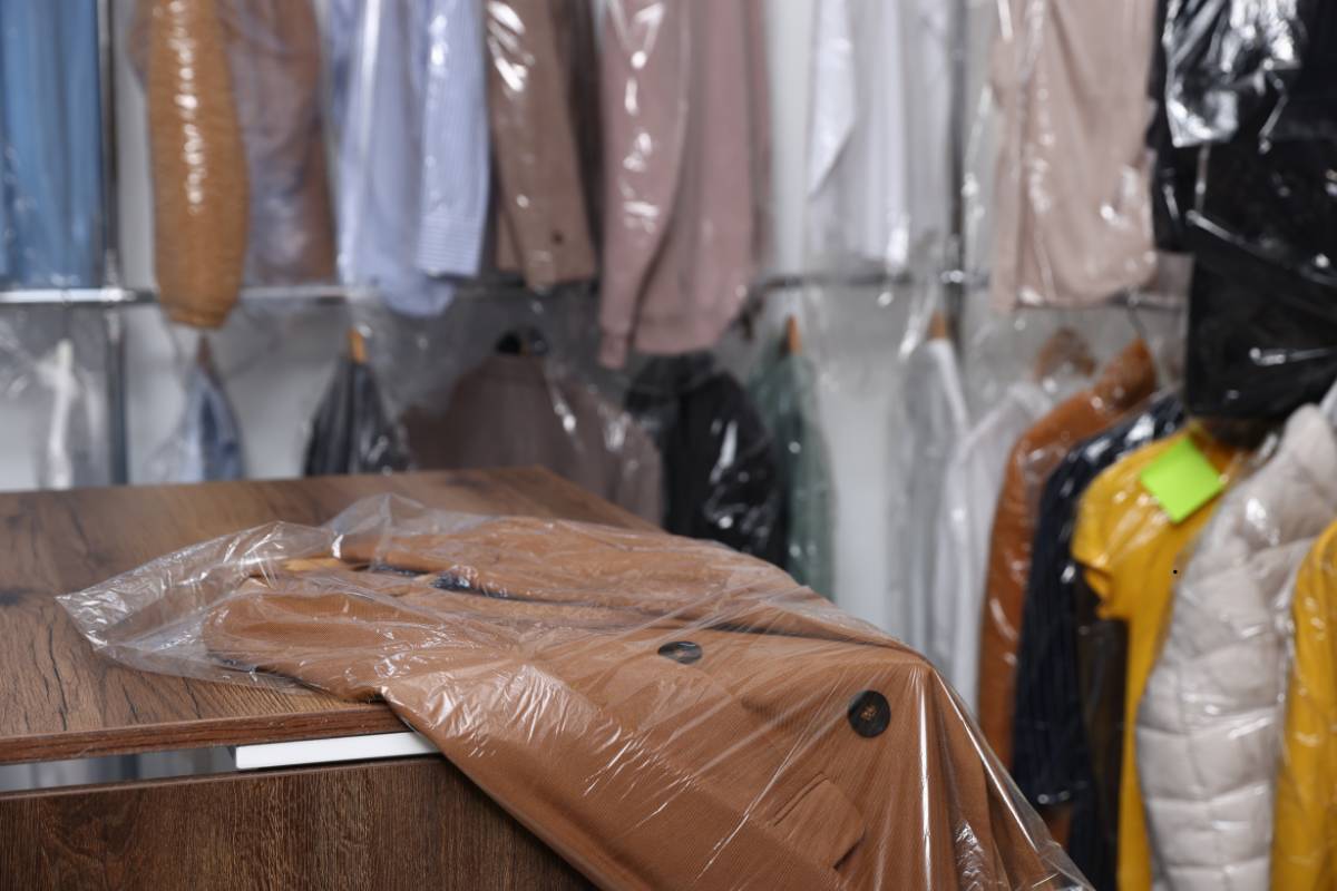 Professional dry cleaning setup for jackets