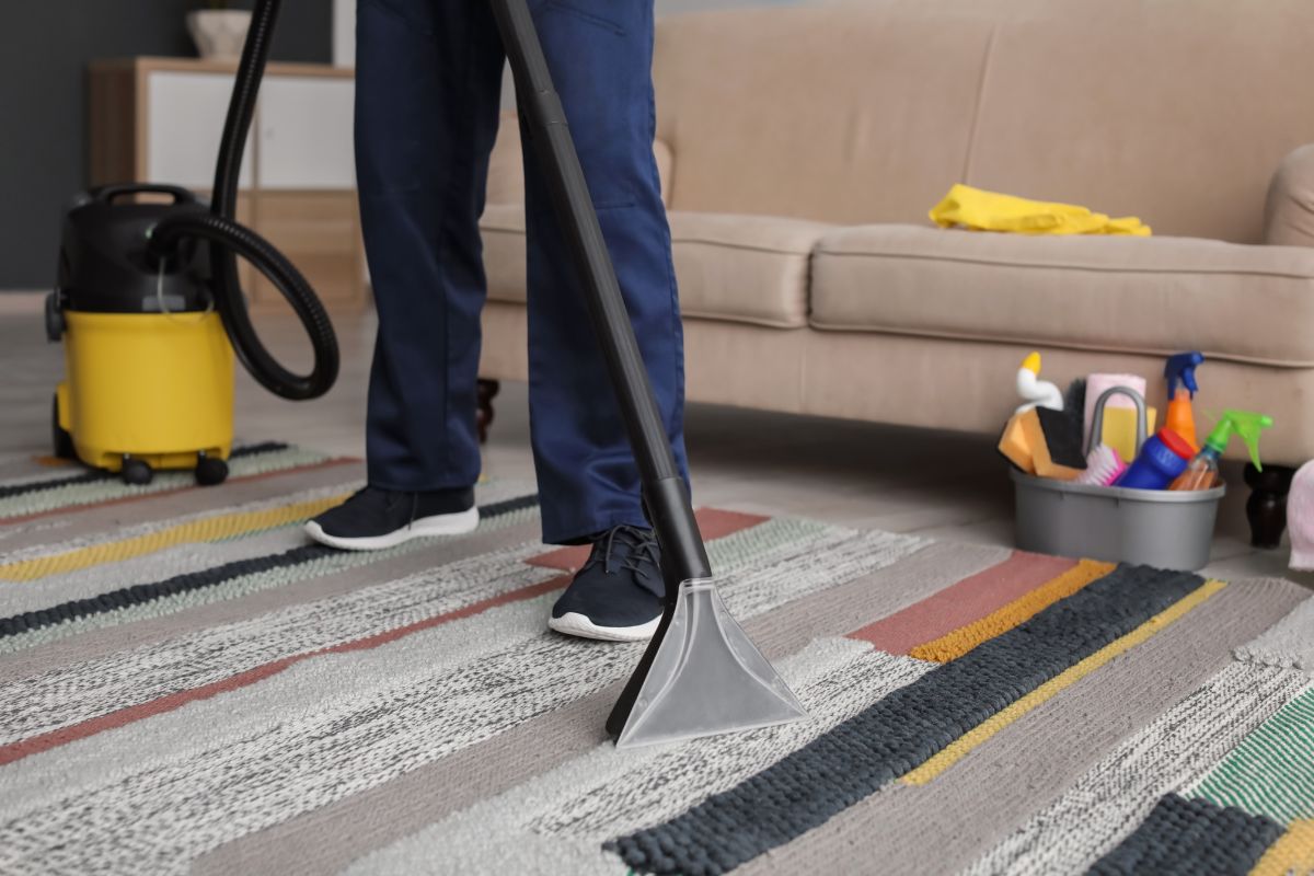 rug cleaning noida - Cloud Dhobi Noida laundry and dry cleaning service