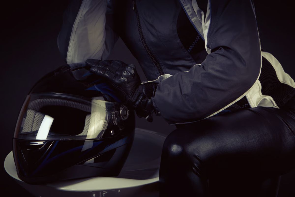 helmet sanitization delhi - quality finish after professional cleaning