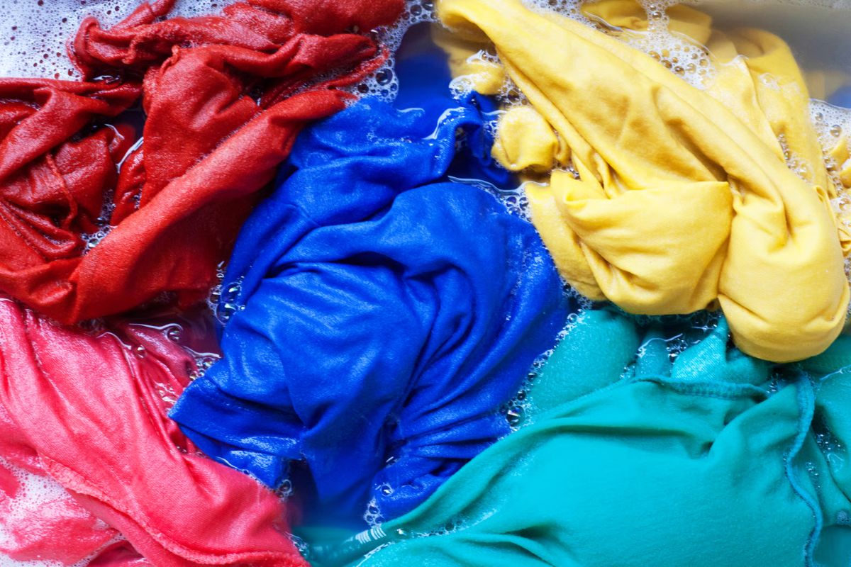 silk saree cleaning noida - quality finish after professional cleaning