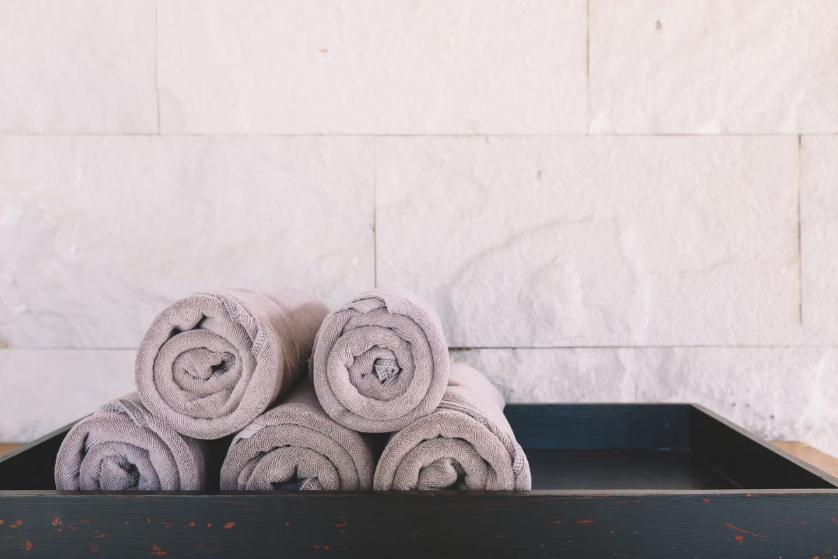 gym towel laundry service in delhi - Cloud Dhobi professional service at your doorstep in Delhi