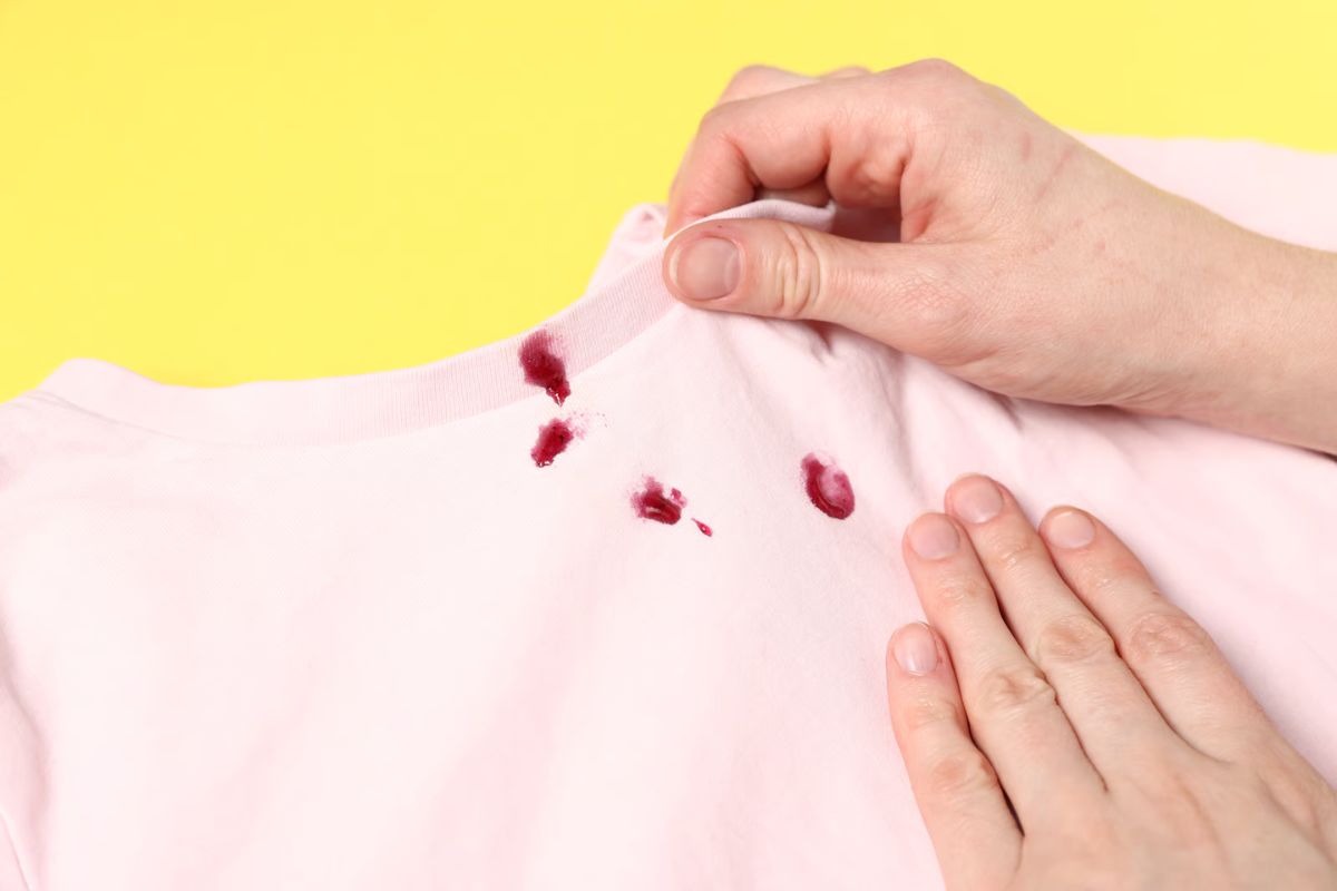 matte lipstick stain - Cloud Dhobi Delhi laundry and dry cleaning service