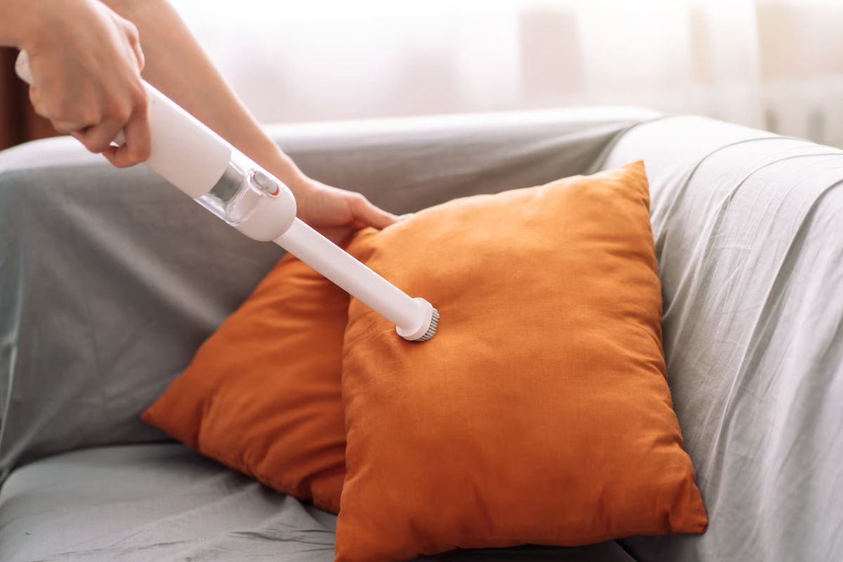 memory foam pillow cleaning - Cloud Dhobi Delhi laundry and dry cleaning service