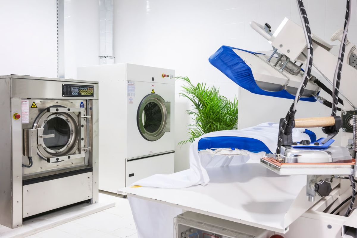 hospital linen laundry service in delhi - Cloud Dhobi professional service at your doorstep in Delhi