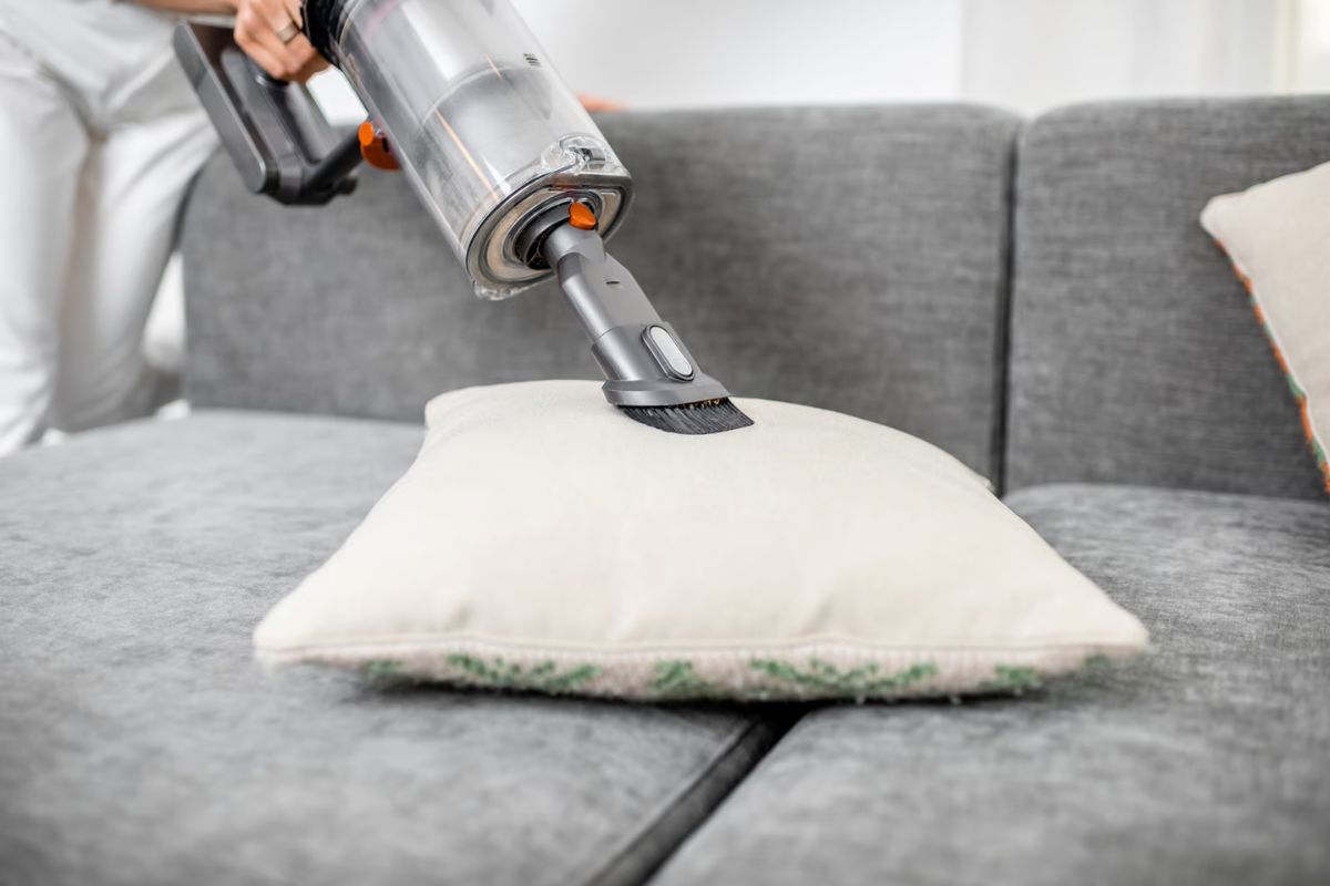 pillow and cushion cleaning service in delhi - Cloud Dhobi professional service at your doorstep in Delhi