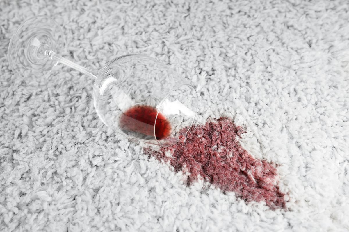 Red Wine Stain Removal and remove dried wine stains advice from Cloud Dhobi