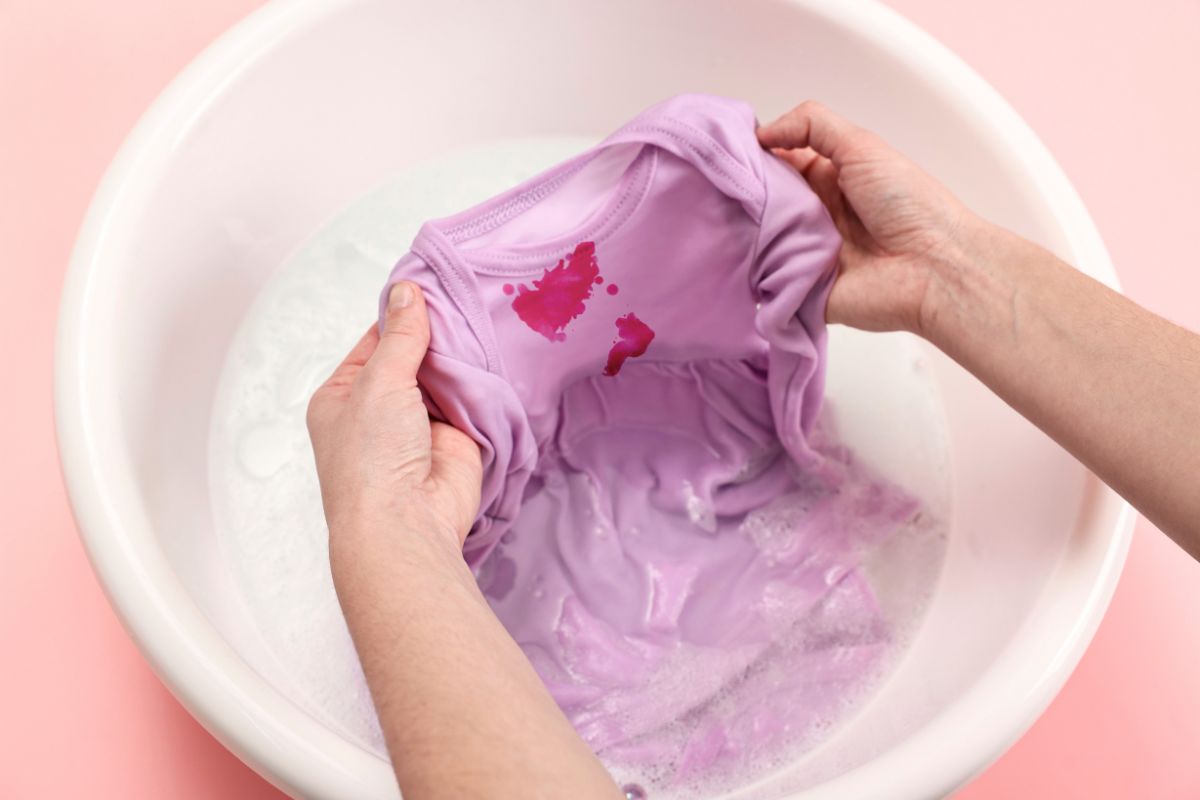 Spilled Wine on Clothes and get wine out of clothes advice from Cloud Dhobi