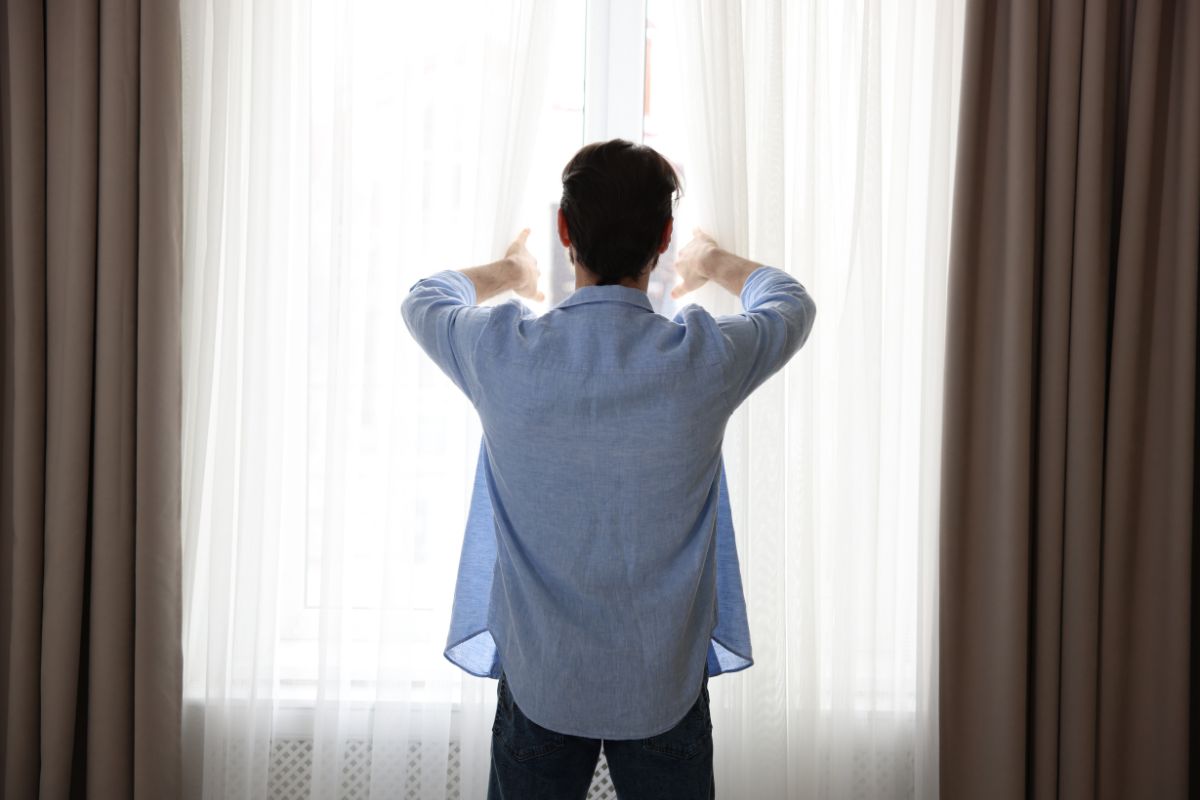 drape cleaning faridabad - Cloud Dhobi team at work