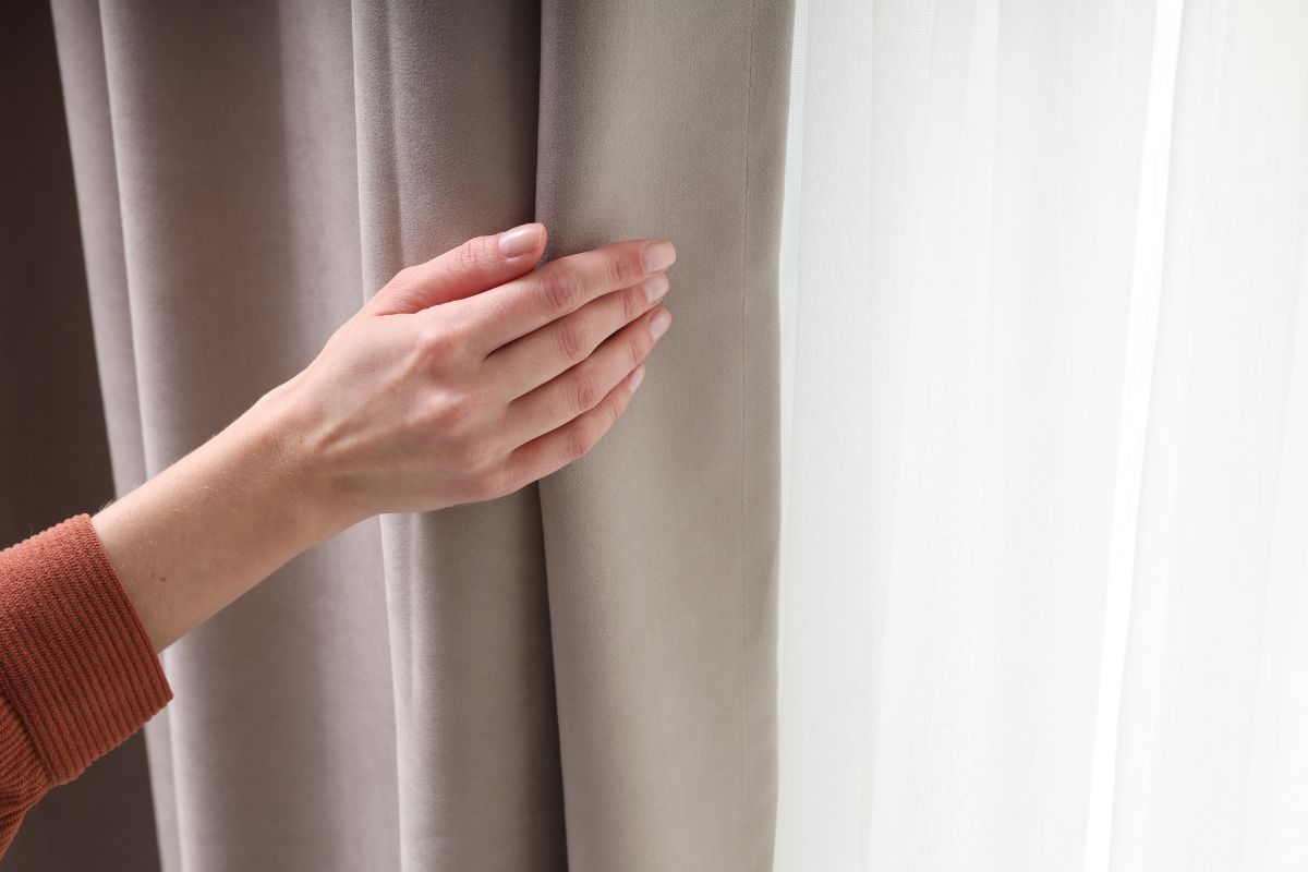 curtain washing faridabad - quality finish after professional cleaning