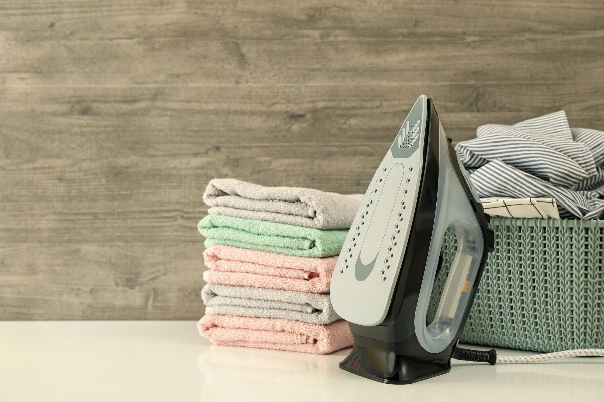 corporate uniform laundry in ghaziabad - Cloud Dhobi professional service