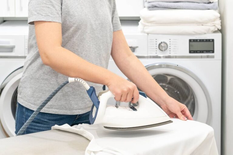 steam ironing service in noida - Cloud Dhobi professional service